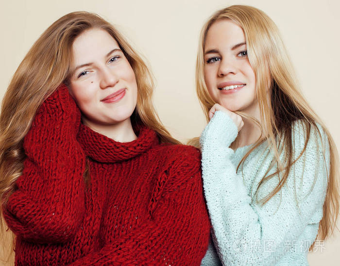 最好的朋友十几岁的女孩照片-正版商用图片0z0dwc-摄图新视界