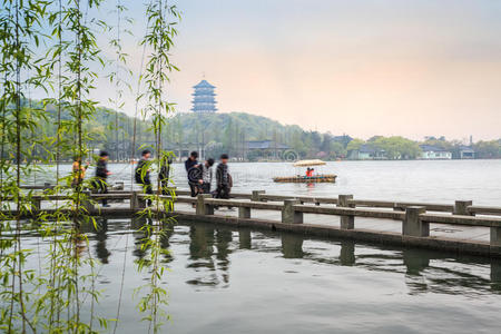 春天的杭州西湖美景图片