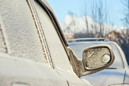 霜冻汽车图片