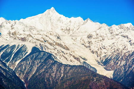 梅里雪山