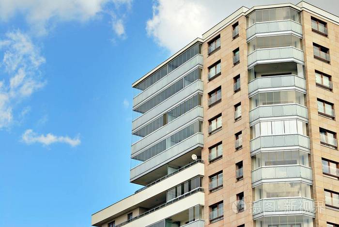 现代的豪华公寓楼