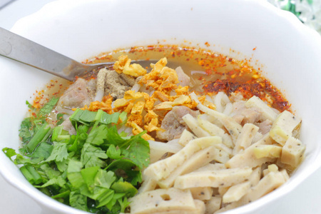 朱布比泰国和越南美食风格关闭图片