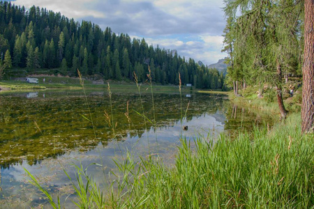 在 sextener 白云石白云石 Lago antorno