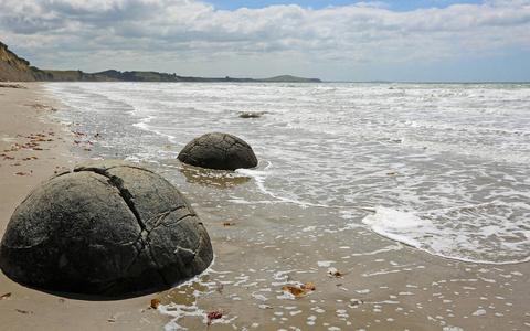 破碎的岩石moeraki