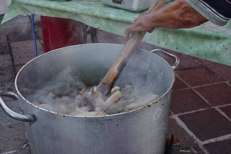 烹饪猪肉爆裂食谱