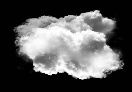 在黑色的背景中分离的现实云形状