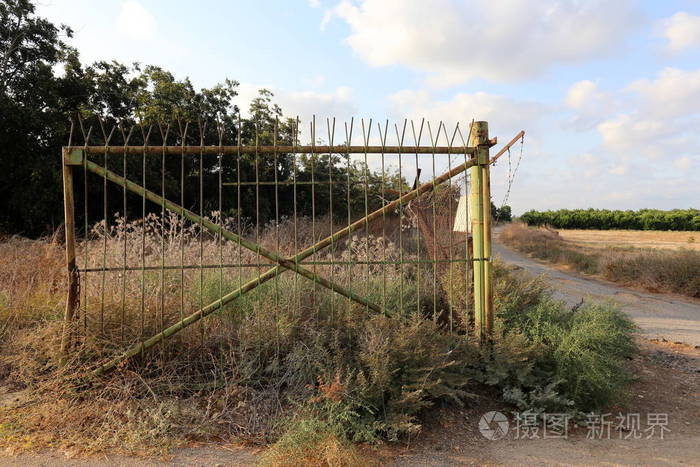 篱笆始终是边界