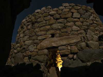 Nuraghe La Prisgiona 的夜