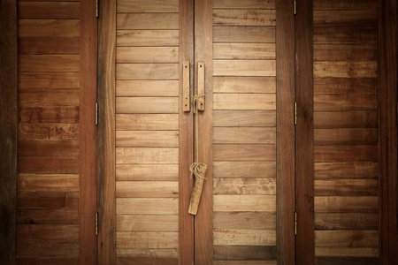 旧木门锁和木锁图片
