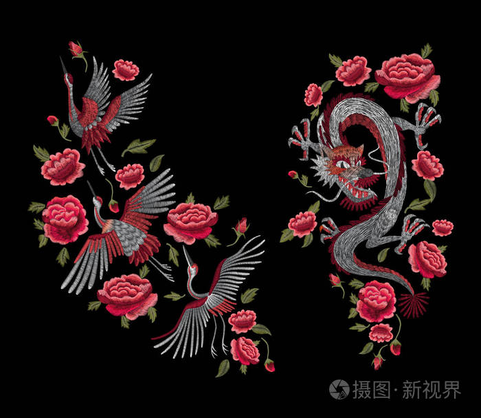 传统民间时尚时尚刺绣黑色背景上.
