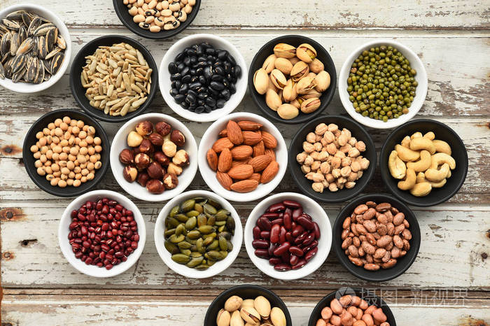 不同的豆类的集合