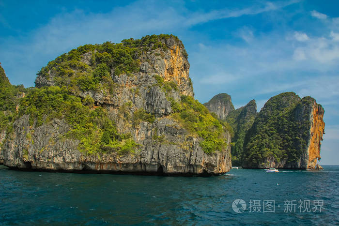 在泰国皮皮岛群岛玛雅湾