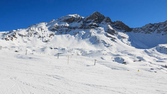 在 Valtournenche 滑雪