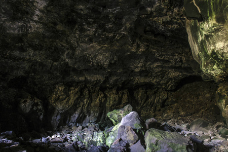 里面的火山洞穴芒德洛斯弗迪斯