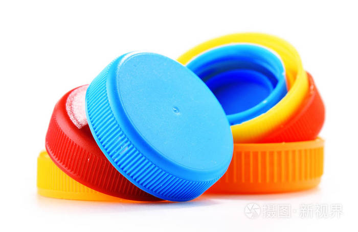 孤立的白色背景上的塑料瓶盖