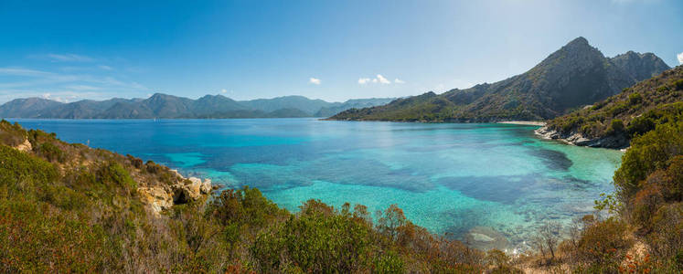 海岸线的沙漠 des Agriates 在科西嘉岛的全景视图