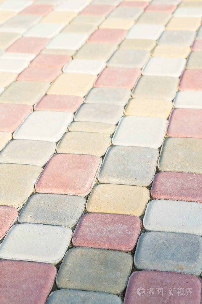 彩色的砖块的形式铺路