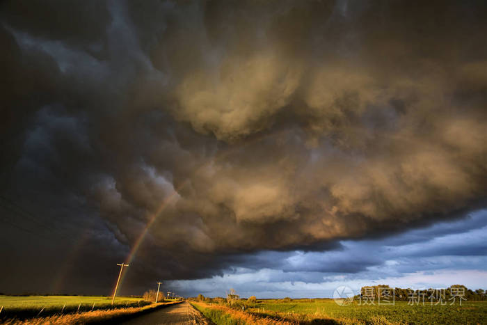 暴风雨的乌云加拿大