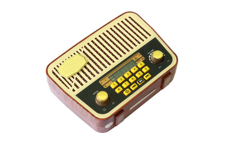 在白色的背景，盒式磁带唱机复古收音机 mp3 播放器