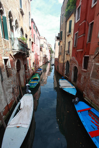 威尼斯，与各船 f 运河