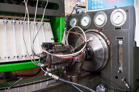 特写高压柴油燃料泵试验台