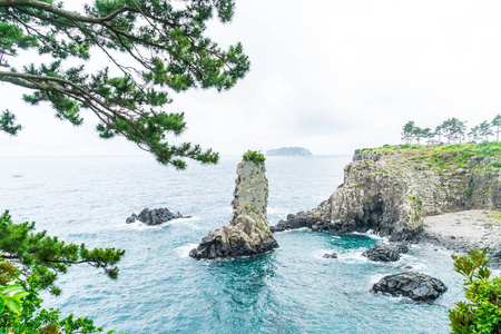 在济州岛的济州 Oedolgae 岩 著名的自然地标