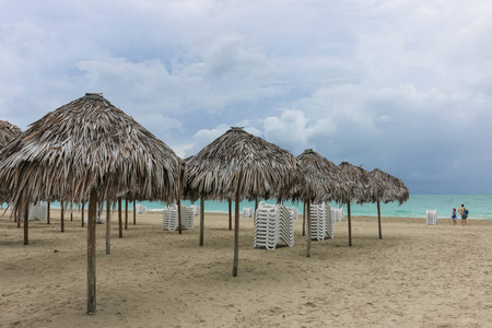早上空旷的海滩，古巴的巴拉德罗