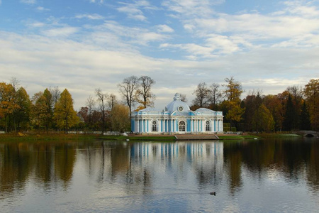 秋晨在凯瑟琳公园 Tsarskoe Selo