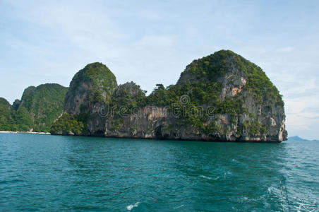 泰国克拉比安达曼海热带海滩岛景