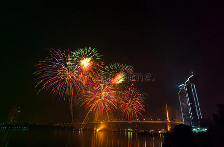 五彩烟火夜景，曼谷城景河景，