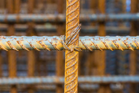 钢筋弯曲钢筋照片