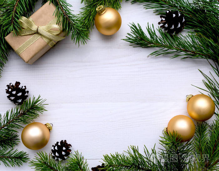 圣诞装饰用冷杉树, 礼物箱子, 球