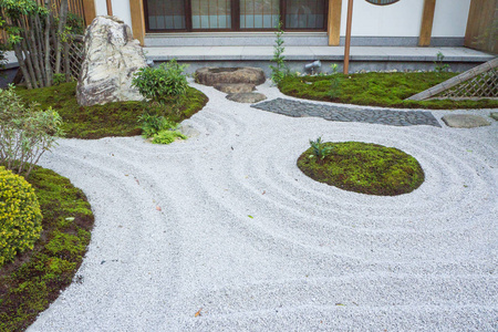 日本仓禅石花园