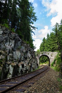 美丽的森林, 捷克共和国铁路浪漫的石桥