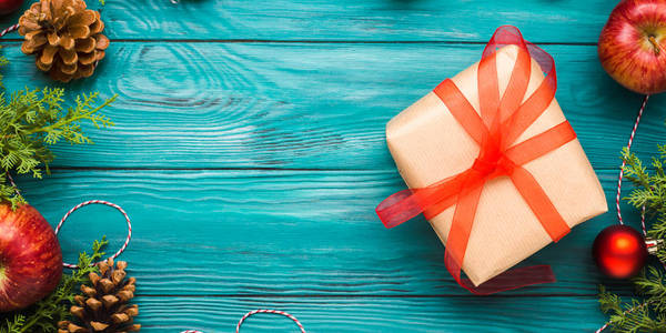 圣诞绿色框架背景与礼品盒