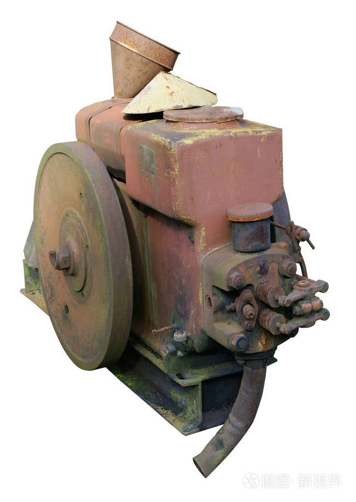 发霉的老式苔藓生锈的铁柴油发动机隔离