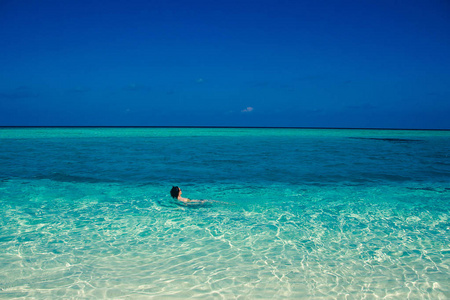 海滩田园诗图片