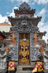 普拉塔曼萨拉斯瓦蒂乌布水宫。 巴厘岛吲哚美辛寺