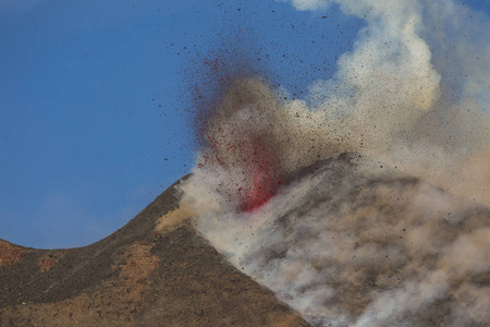 西西里岛的埃特纳火山火山喷发图片