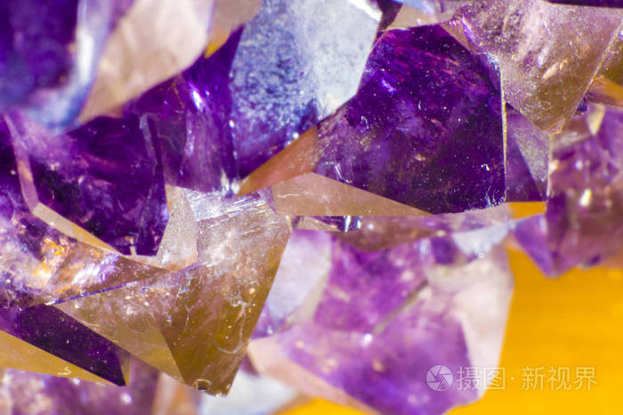 *4000px无水印下载免费10次/天下载小样发票合同问题/举报紫色宝石