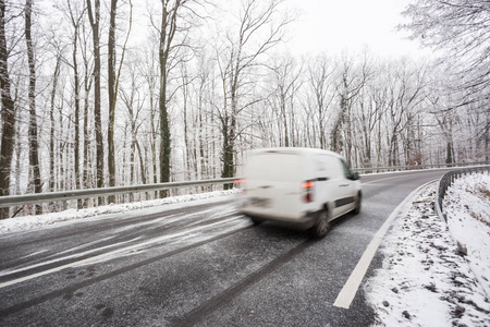 雪路在冬天