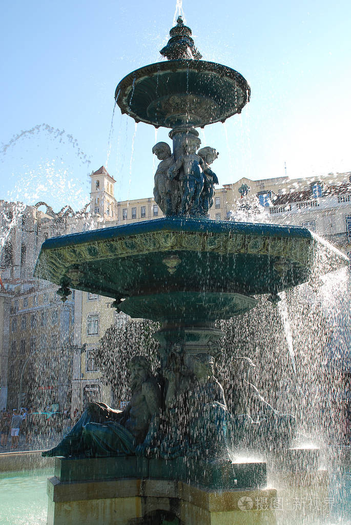 葡萄牙里斯本 rossio 广场巴洛克风格青铜喷泉