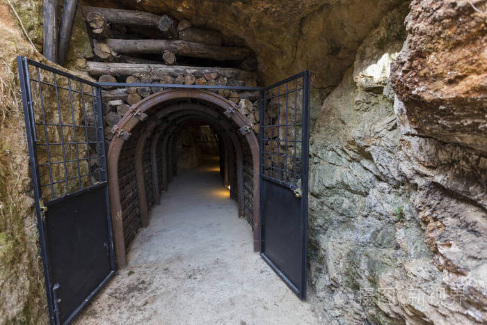 埃斯特雷马杜拉的老废弃矿井