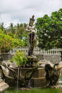 印尼巴厘岛塔曼乌戎水宫图片