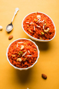 胡萝卜 Halwa 或 Gajar Halwa