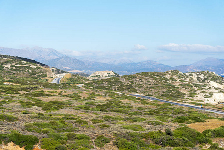 克里特岛上的山和山的道路