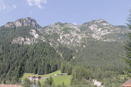 阿尔卑斯山的风景在意大利