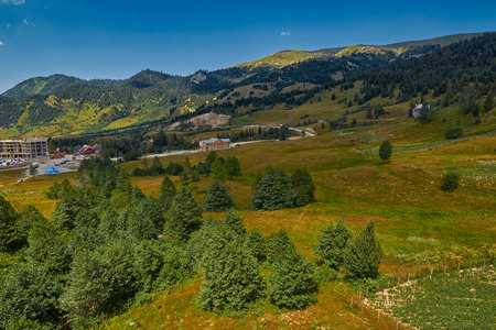 格鲁吉亚阿扎尔地区的乡村山地景观