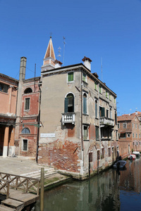 威尼斯意大利住宅在通航运河附近