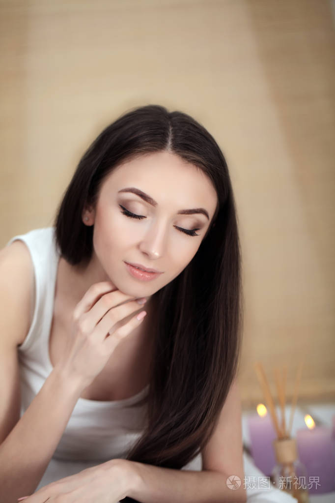 女性的身体,香薰油按摩治疗师.